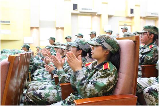 说明: D:\1、学办办公资料（2019年9月1日开始）\管理学院2015年至2019年太阳集团资料\2018年管理太阳集团\2018年迎新工作\2018年入学教育新闻稿\QQ图片20180926164029.png